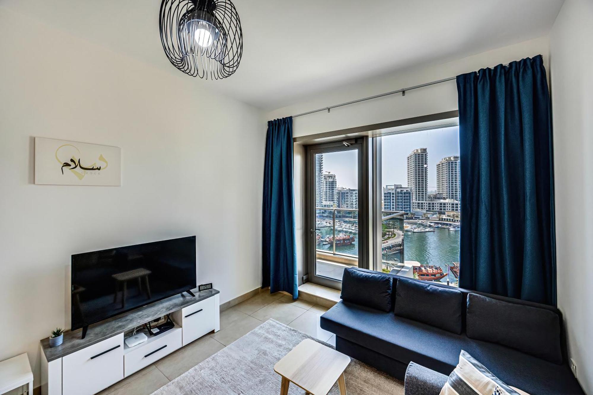 5 Star Sparkle Tower By Swarovski, Dubai Marina Екстериор снимка