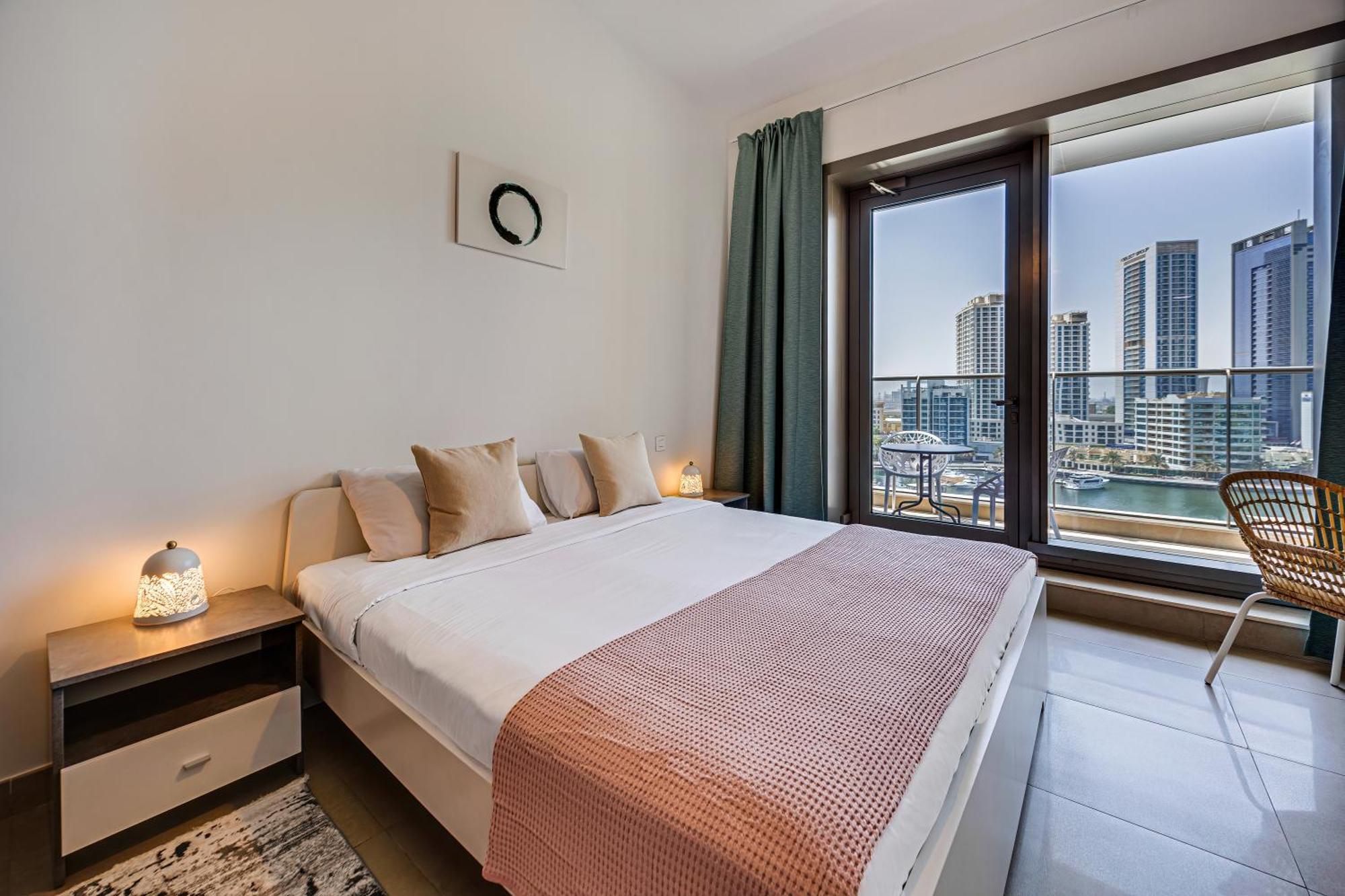 5 Star Sparkle Tower By Swarovski, Dubai Marina Екстериор снимка